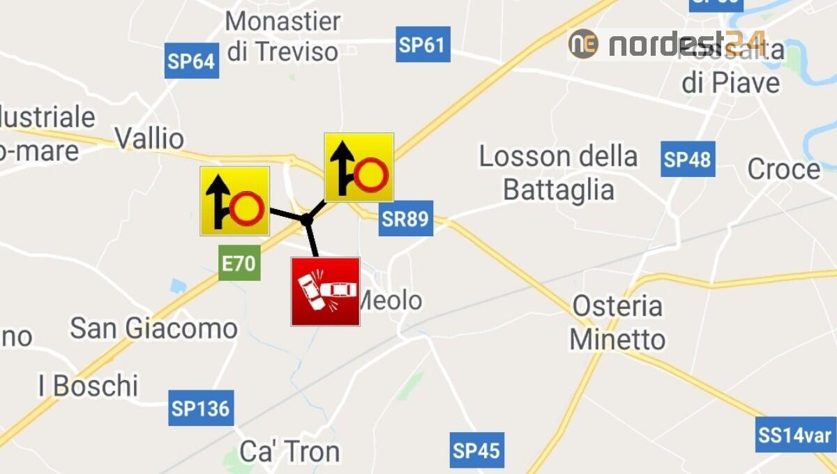 Autotreno si imbarca in curva: chiuso lo svincolo Meolo ingresso e uscita direzione Trieste - 