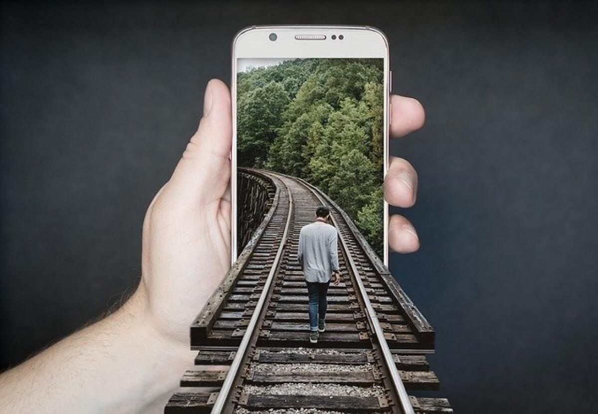 Utilizzare lo smartphone all’estero, tutto quello che c’è da sapere - 