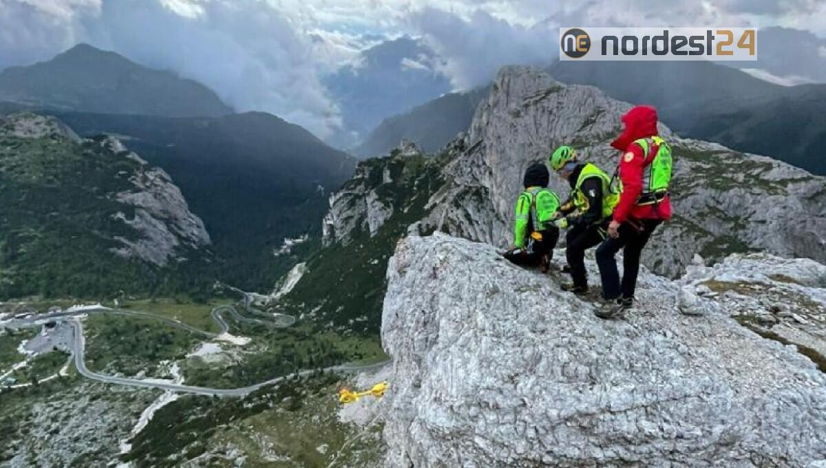 Recuperato senza vita alpinista precipitato sul Lagazuoi - 