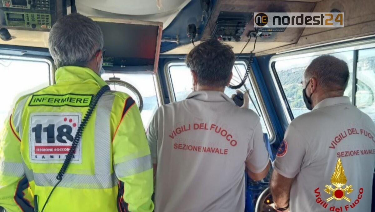 Trieste, pompieri in soccorso ad una persona con un possibile trauma spinale - 