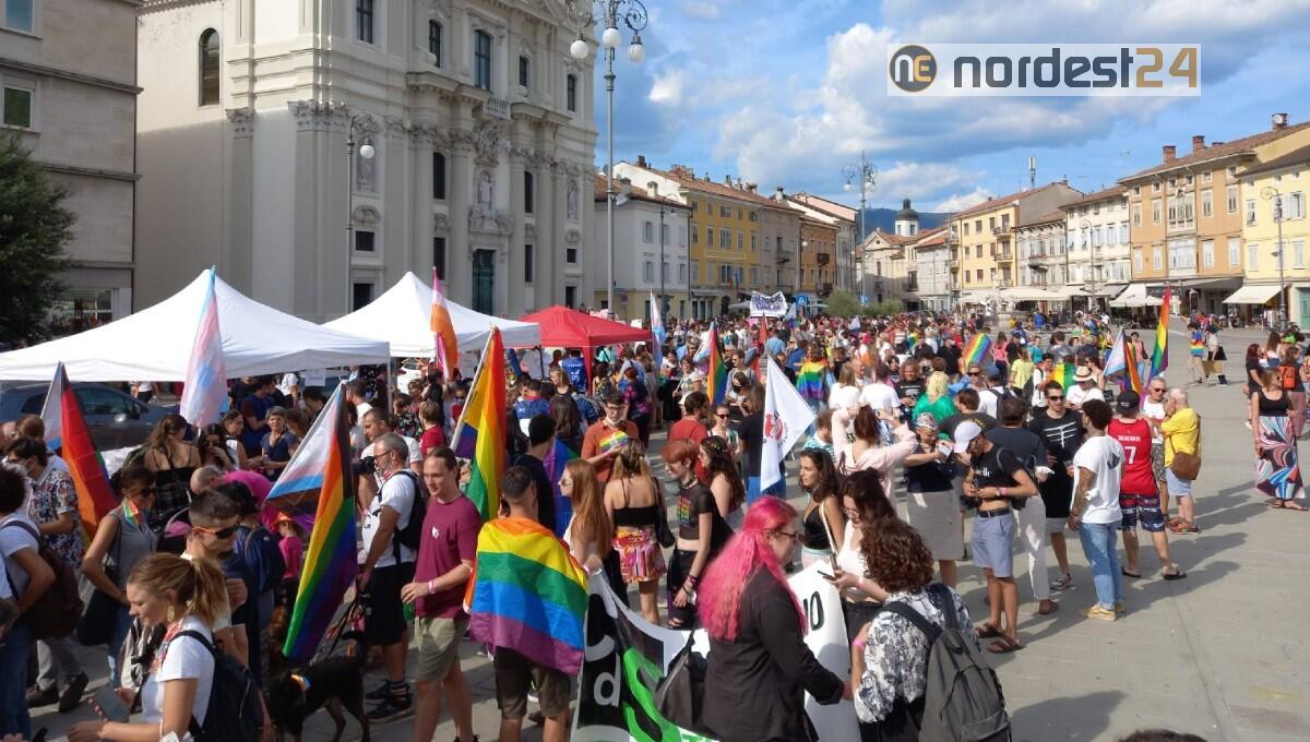 Fvg Pride: oltre 3mila persone a Gorizia e Nova Gorica per la parata finale - 