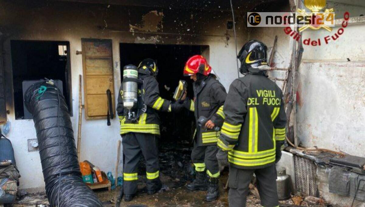 Incendio in abitazione a Marsure di Aviano: in salvo un 94enne - 
