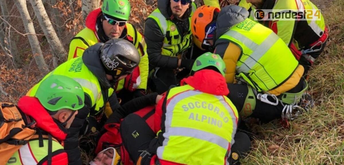 Fungaiolo 81enne ruzzola in una scarpata e perde la vita - 