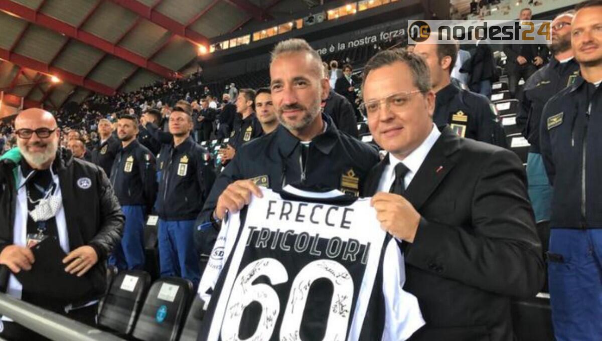 Frecce tricolori, Udinese regala la maglietta con il numero 60 - 