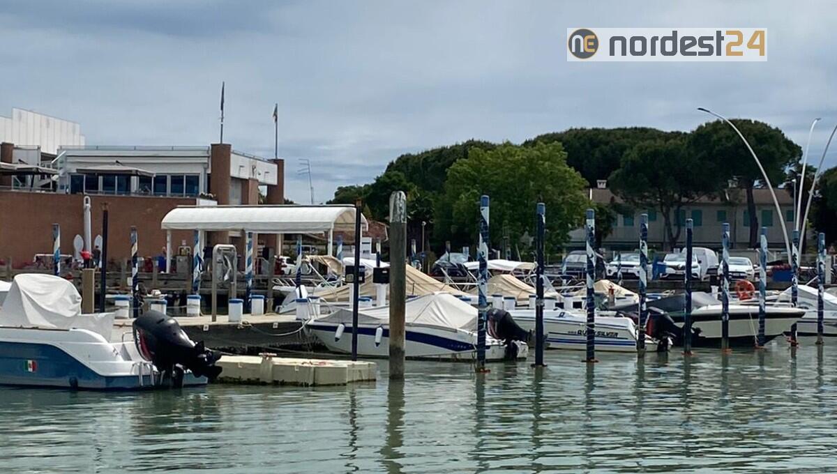 Bibione. Passi Barca, battuto ogni record: in 4 mesi oltre 100mila passeggeri - 