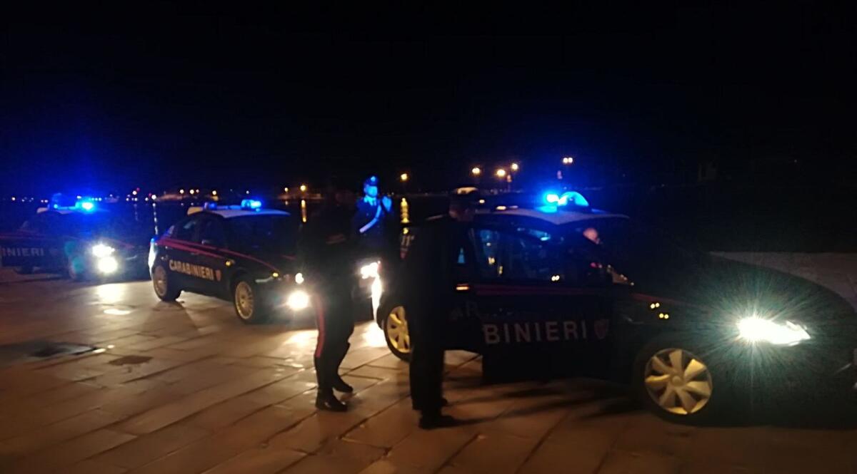 Evade dai domiciliari e violenta due ragazze in vacanza a Trieste - 