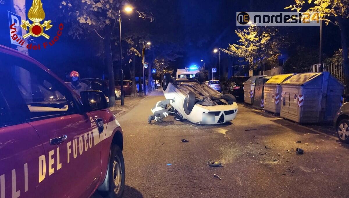 Trieste. Perde il controllo dell'Alfa MiTo e si ribalta: un ferito - 