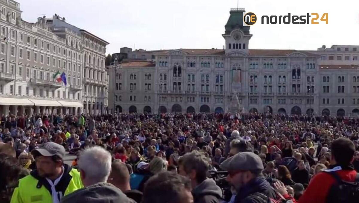 Riccardi: "focolaio   con 70 casi a Trieste legato a manifestazioni no Green Pass" - 