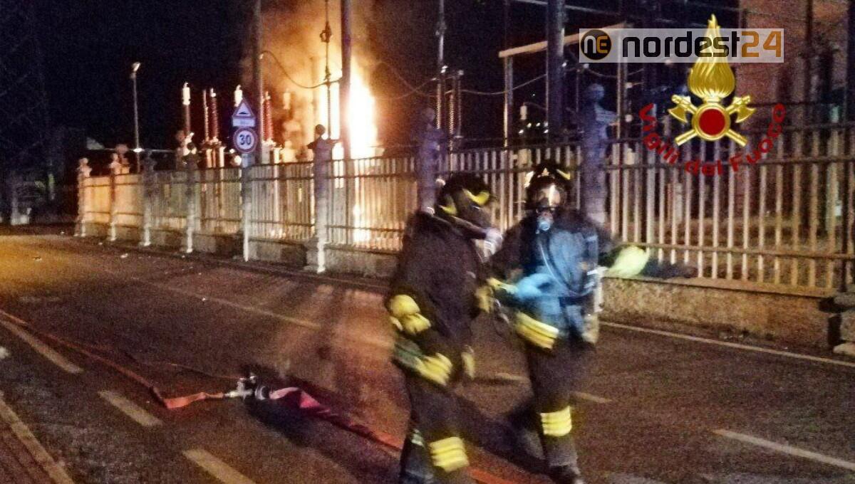 Incendio presso la centrale elettrica a Caneva (Pn) - 