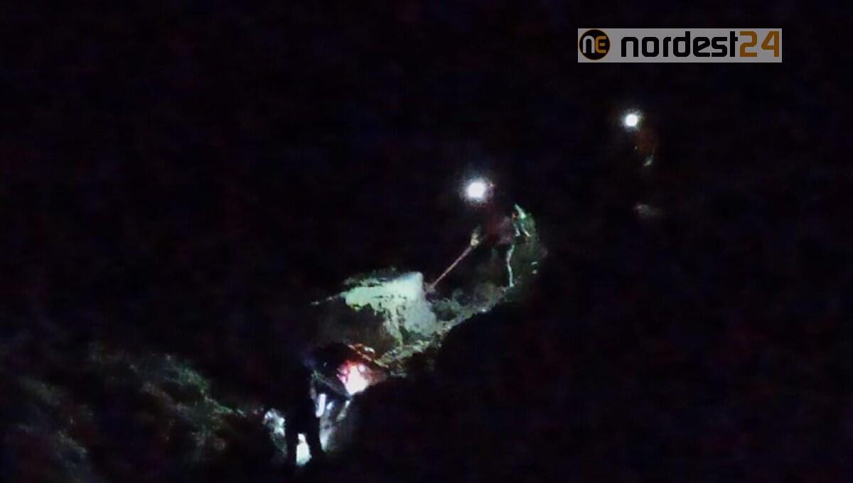 Smarrisce il sentiero: escursionista soccorso nella notte tra le Alpi Giulie - 