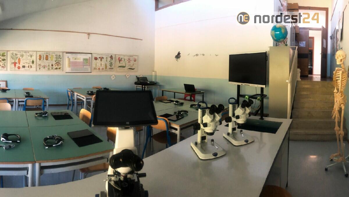 Tre laboratori innovativi per le scuole secondarie di primo grado  di Campoformido e di Pozzuolo del Friuli - 