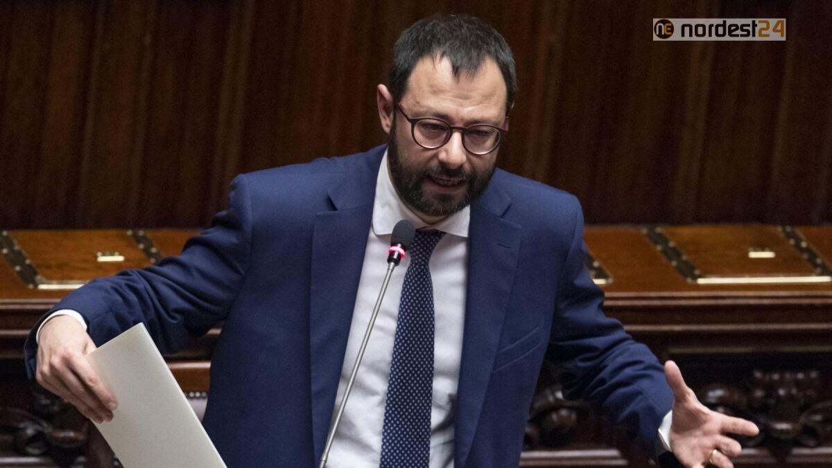 Incontro con Patuanelli a Trieste domani alle 11 per abolizione Green pass - 