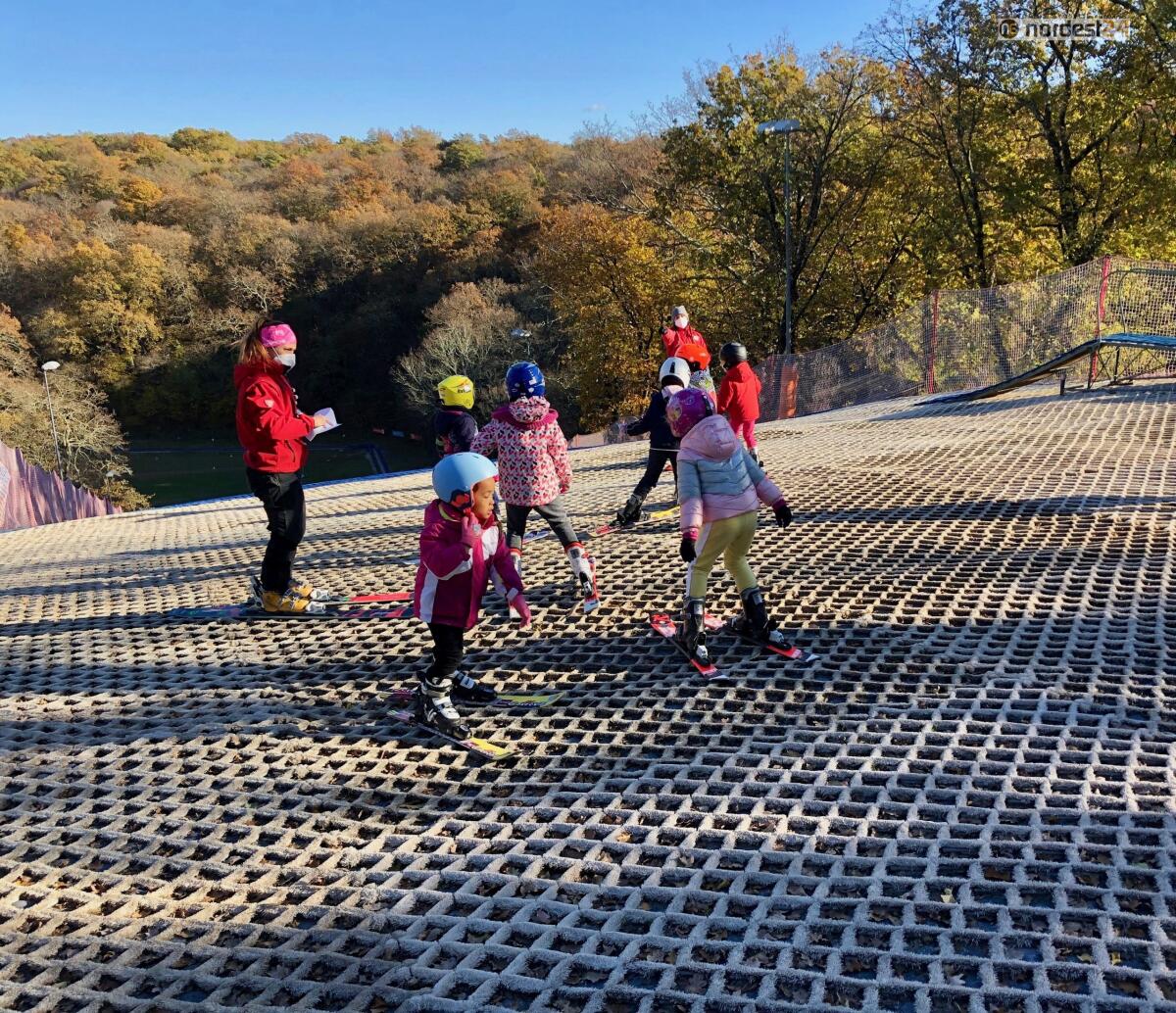 “PRIMI PASSI SUGLI SCI”: al centro FISI di Aurisina 100 bambini da 30 istituti di Trieste - 