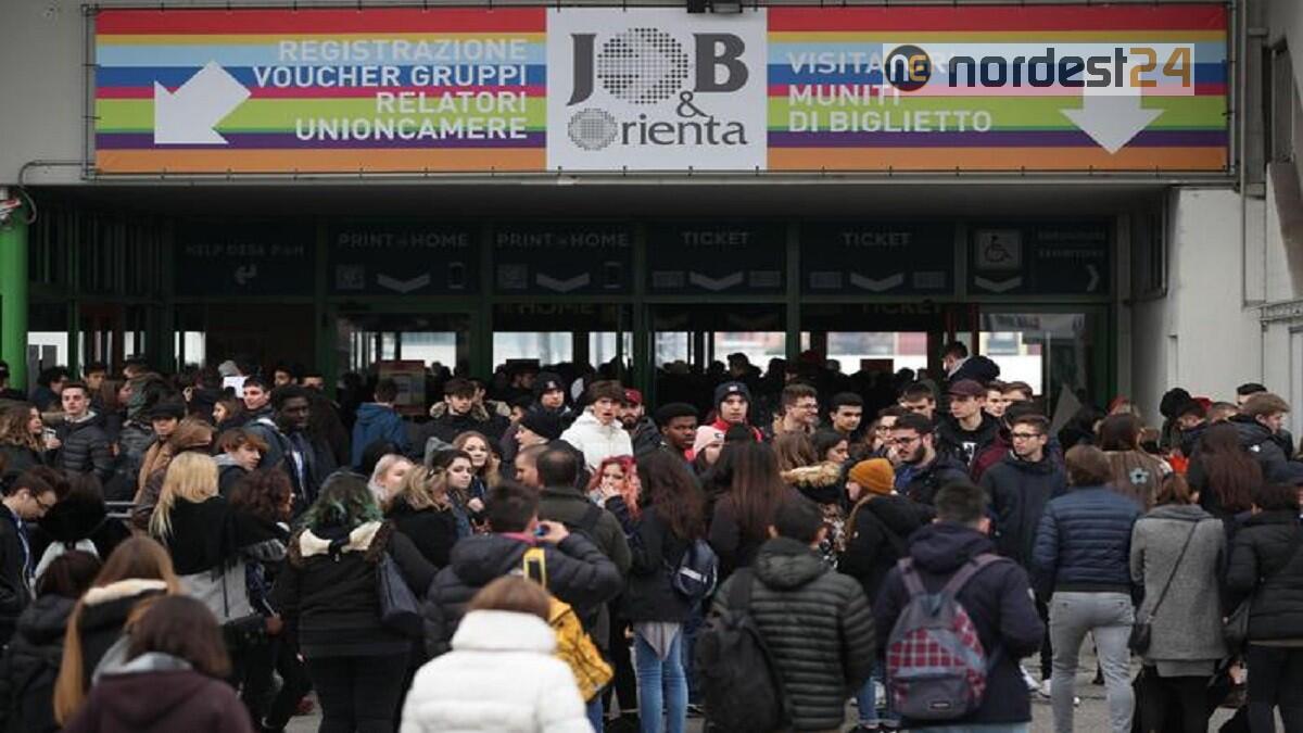 Assembramento in Fiera Verona: sospeso capo sicurezza - 