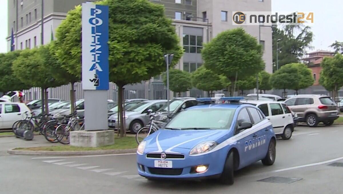 Covid, medico positivo beccato a Pordenone a manifestazione No vax: denunciato - 