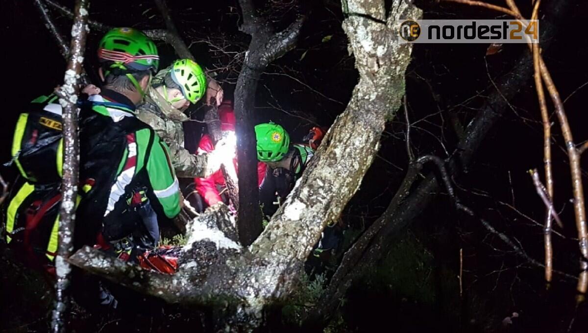 Soccorso nella notte un 22enne bloccato su una cengia - 