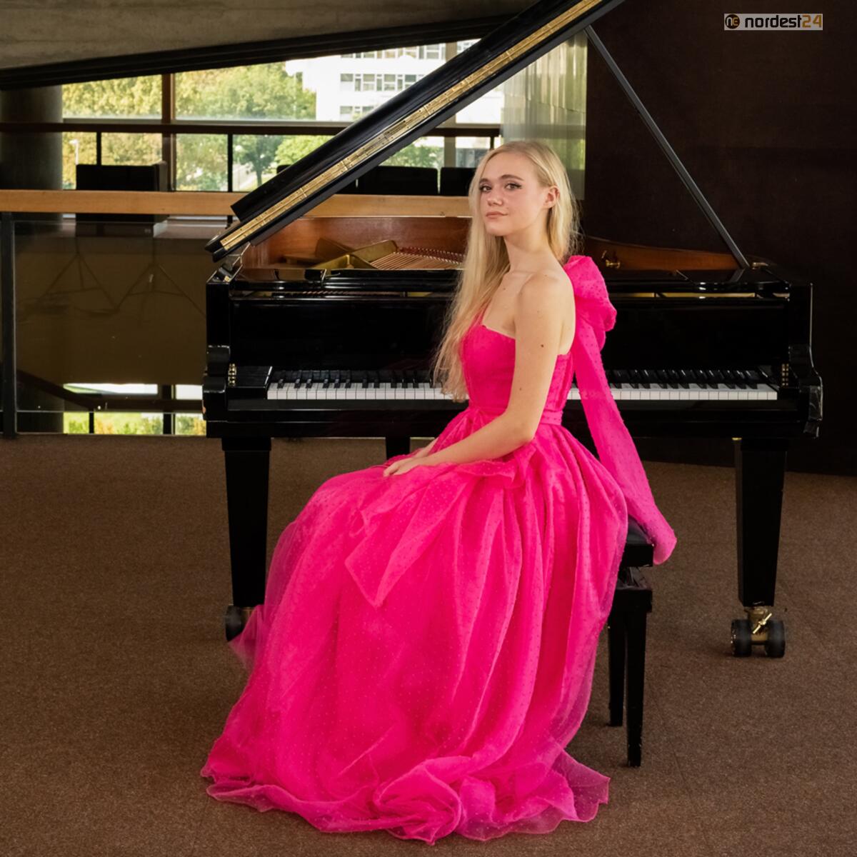 Per la prima volta in concerto a Trieste la giovane pianista croata Mia Pečnik - 