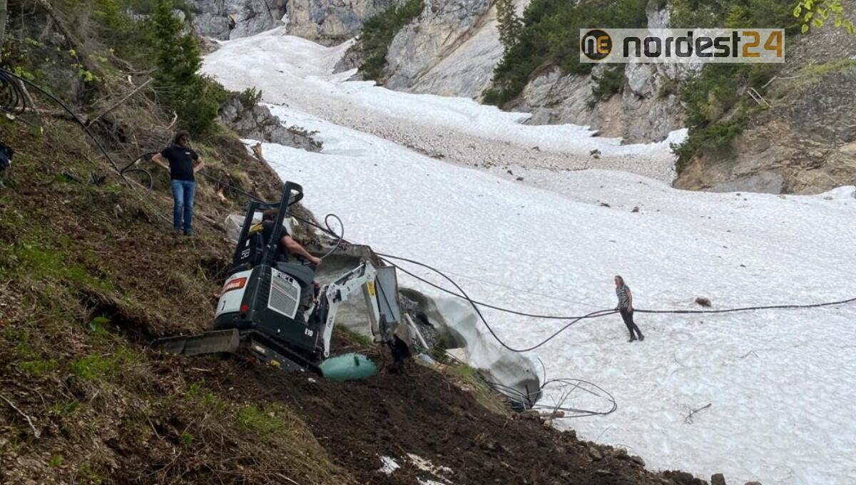 Il Cai con l'aiuto di Riel porta l'acqua al rifugio De Gasperi a 1800 metri - 