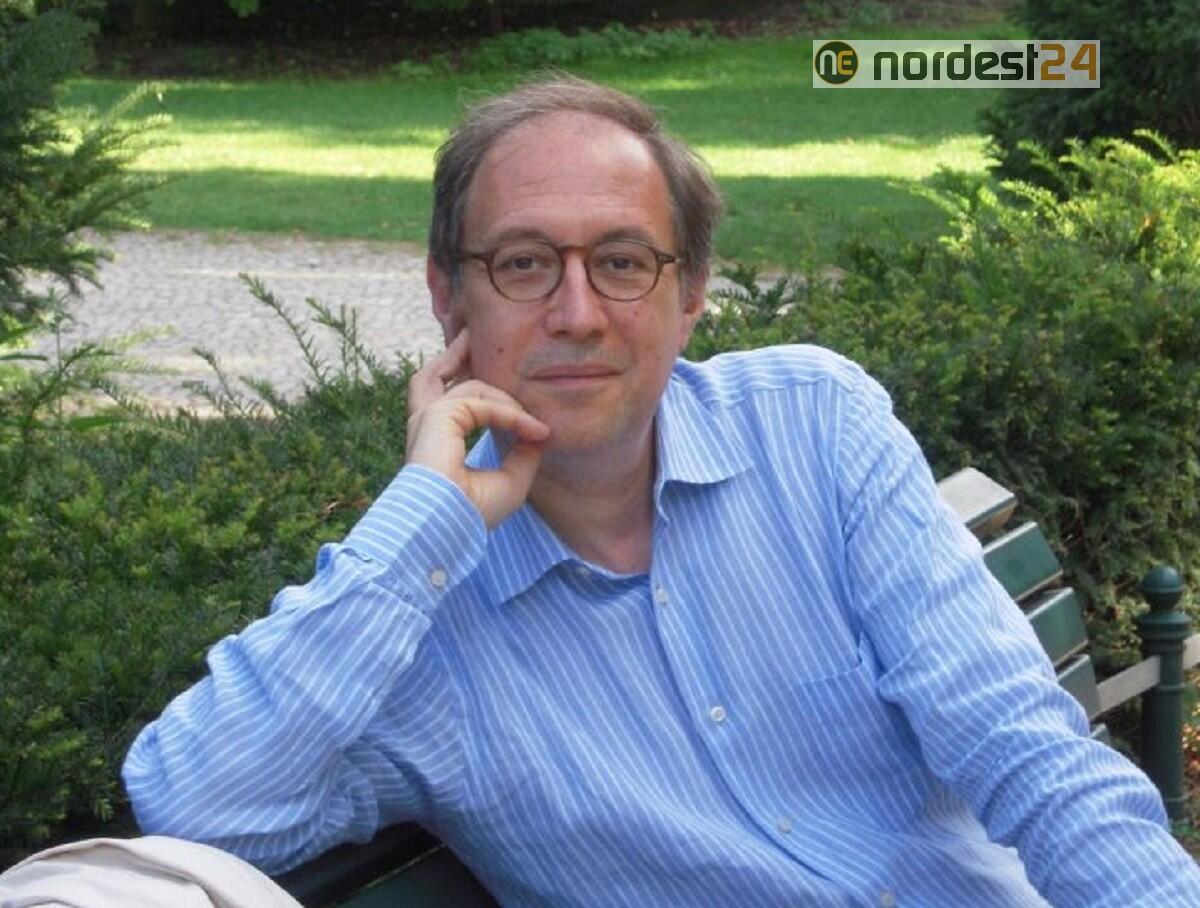 Incontro con il poeta Marco Vitale: lettura di versi e una riflessione sull'essere poeti oggi - 