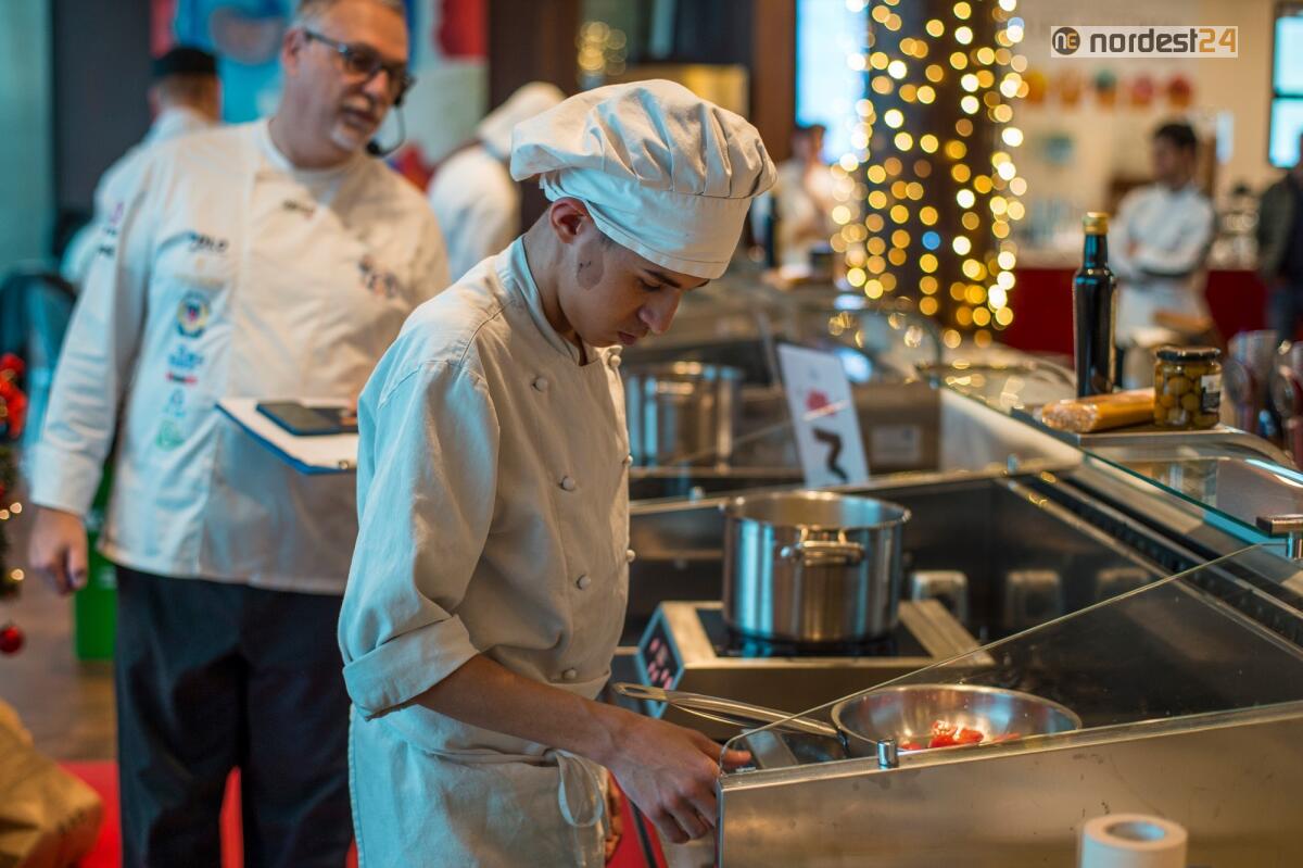 I giovani allievi di cucina in gara con la Mystery box dell’Associazione Cuochi Trieste - 