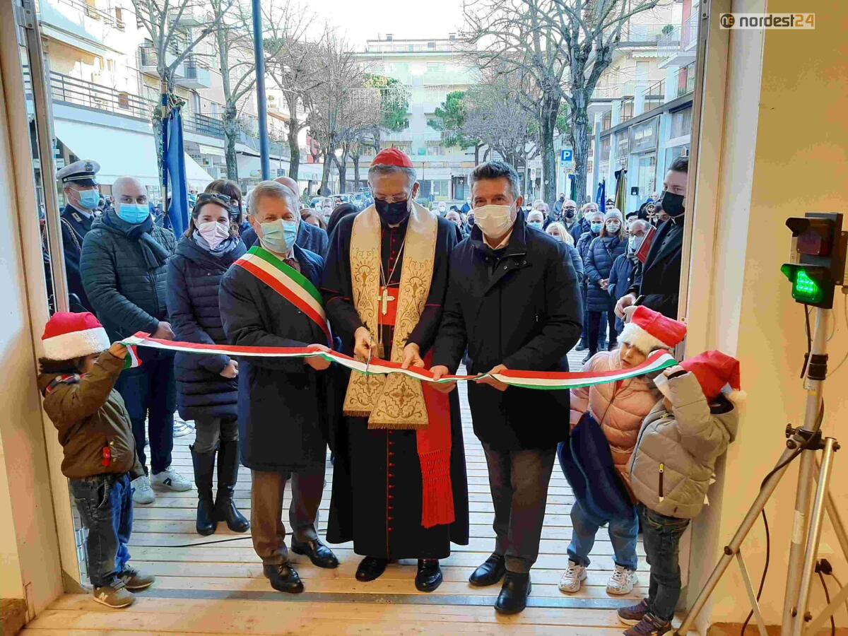 Il Patriarca Moraglia inaugura lo Jesolo Sand Nativity - 