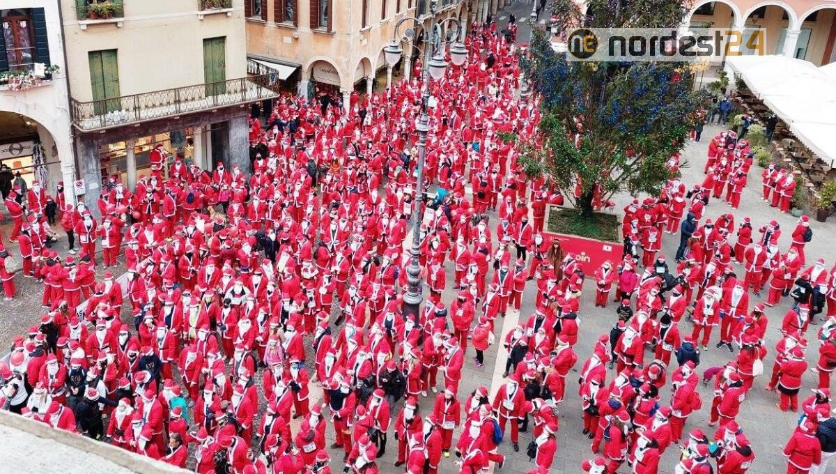 Christmas Run, 1631 babbi natale di corsa nel cuore di Treviso - 