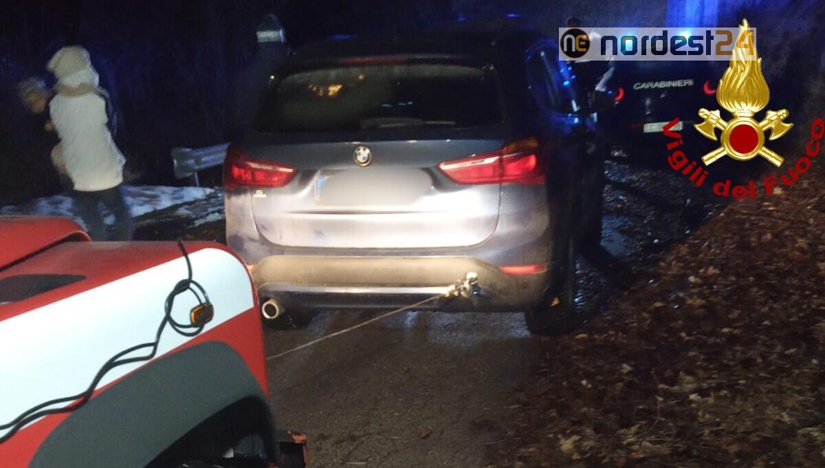 Tenta di attraversare il Passo nonostante il divieto, ma rimane bloccato - 