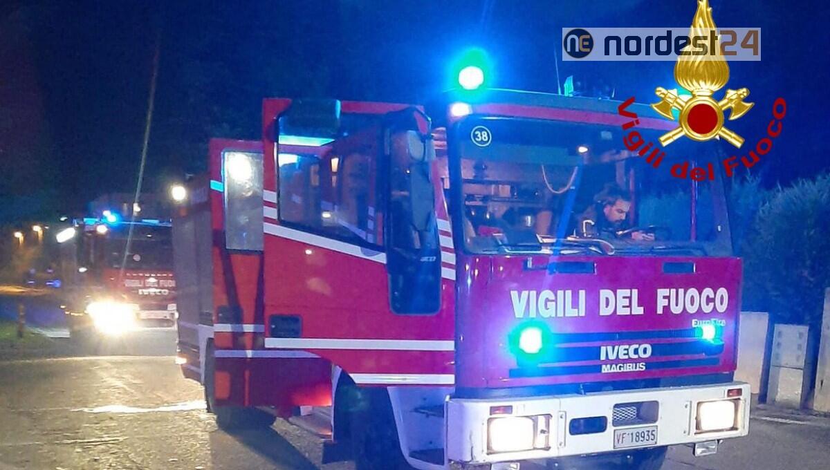 Paura per un forte odore di gas: intervento dei vigili del fuoco - 
