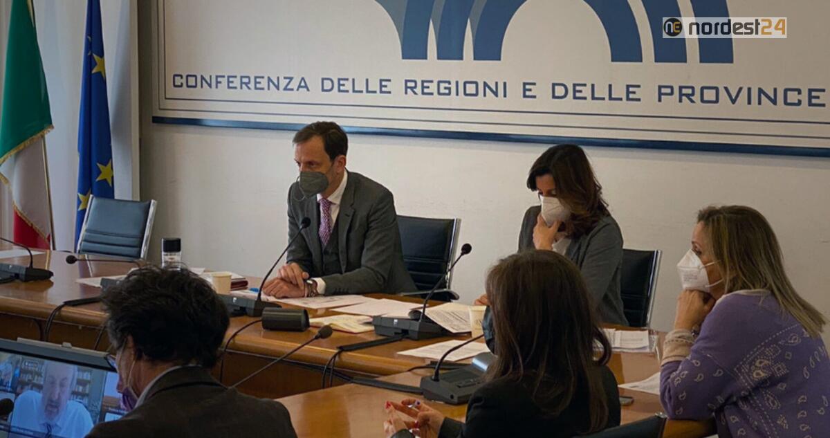 Scuola, Regioni: nessuna decisione Dad e criteri ordinanze - 