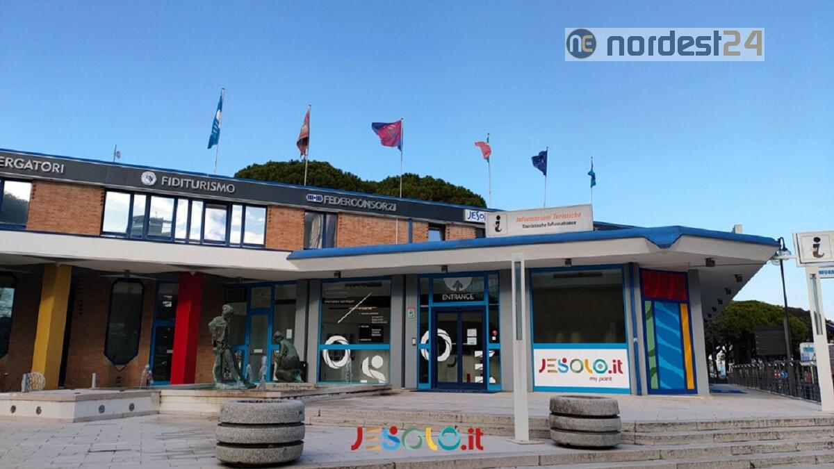 Jesolo, tolti alcuni sigilli alla Casa del Turismo dopo il tragico incidente - 