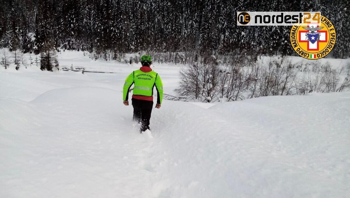 Si perdono sui piani del Montasio: soccorsi due giovani - 