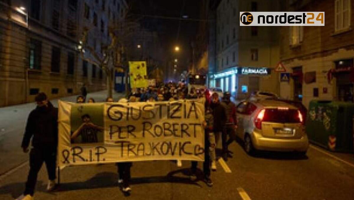 Omicidio del 17enne Robert, Letizia non avrebbe detto tutto - 