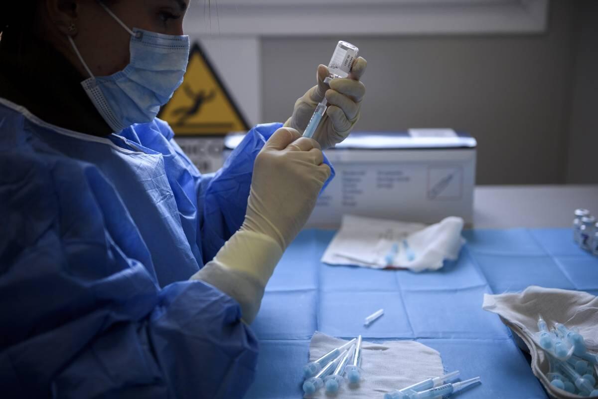 Iss: "Booster efficace al 68% contro infezione e al 96% contro malattia grave" - 