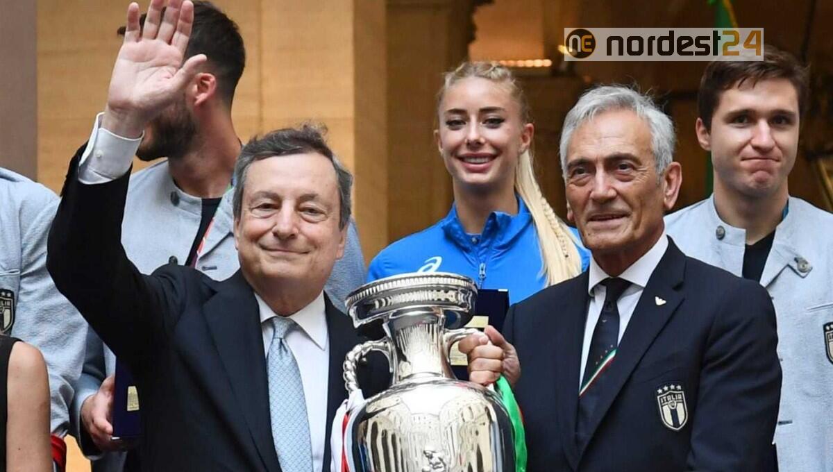 Draghi sente Gravina, "calcio, sospendere il campionato" - 
