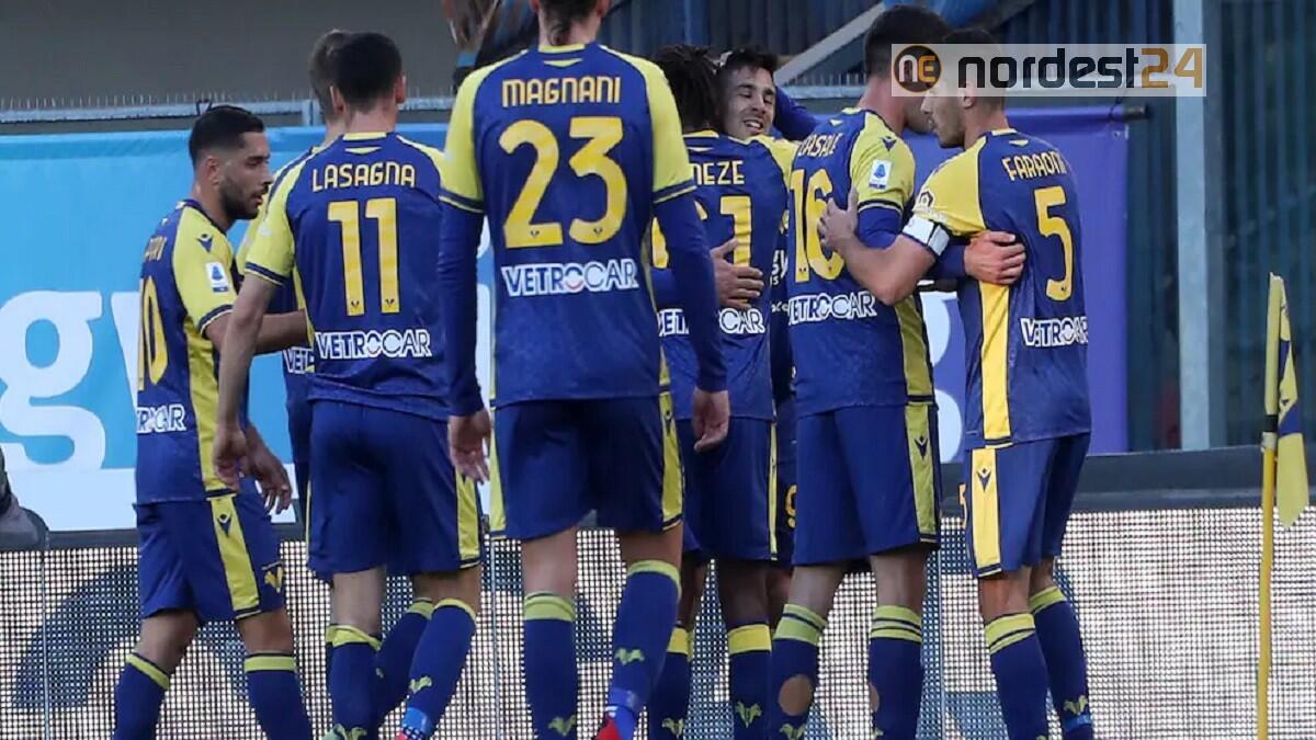 Focolaio Covid nel Verona, positivi 10 componenti vaccinati del gruppo squadra - 