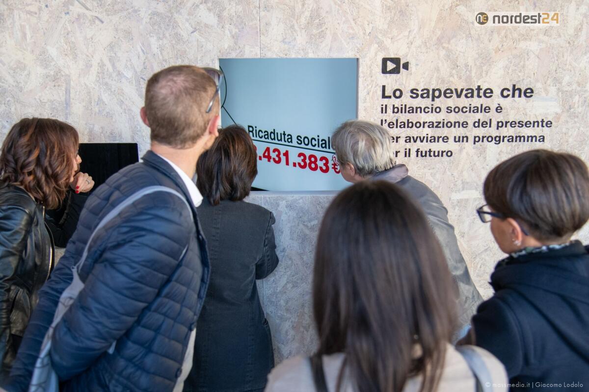 La mostra di Ater Udine, 100 anni di persone, diventa itinerante: tappe a Palmanova e Gemona - 