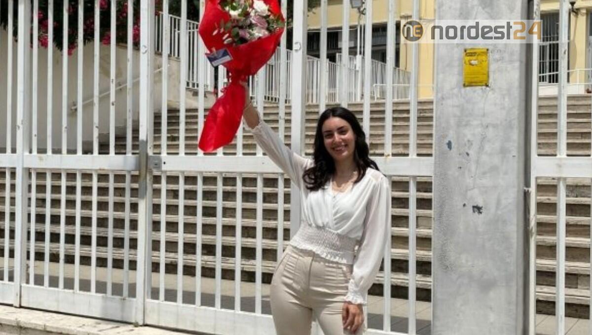 A Latisana la docente più giovane d’Italia”: Adele a 18 anni in cattedra - 