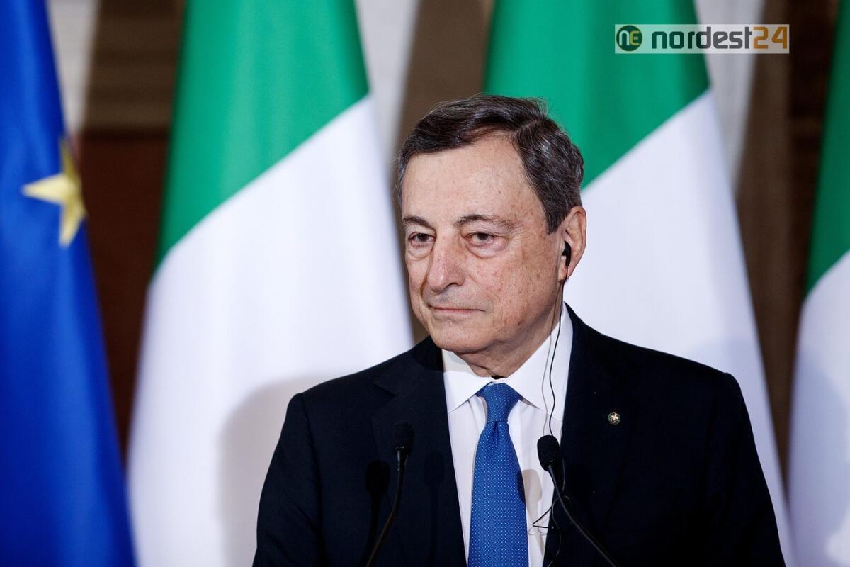 Decreto, obbligo vaccinale over 50 e Super green pass - 