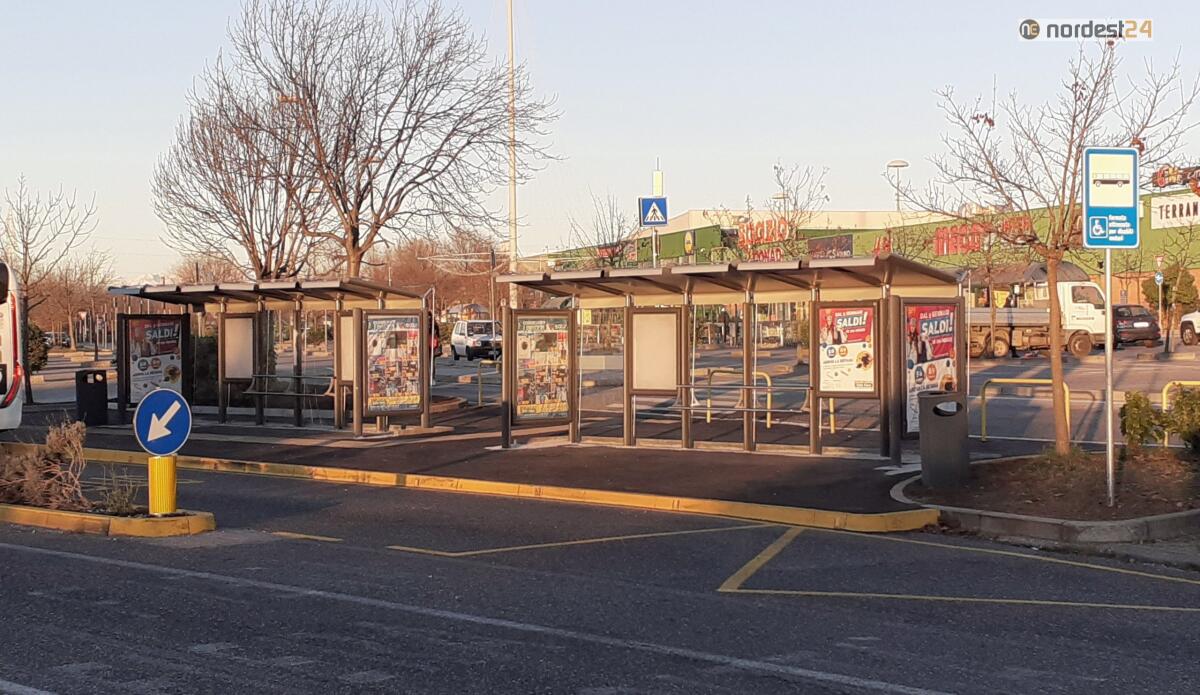 Città Fiera adegua la fermata dell’autobus urbano numero 9 - 