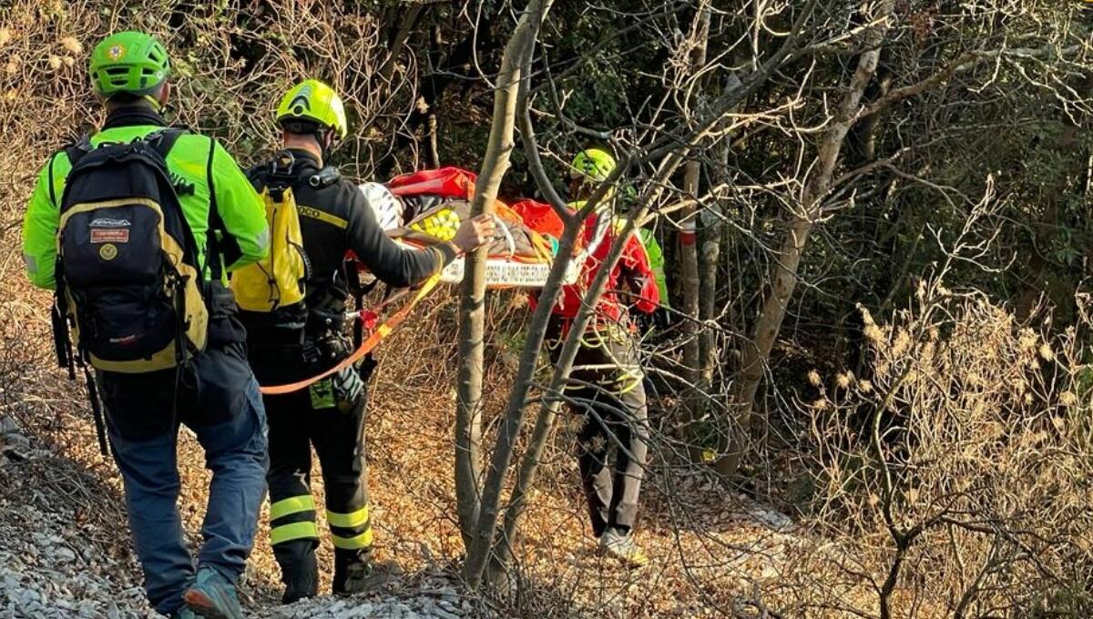 Sciatore 14enne soccorso a Paularo ed escursionista 72enne a Trieste - 