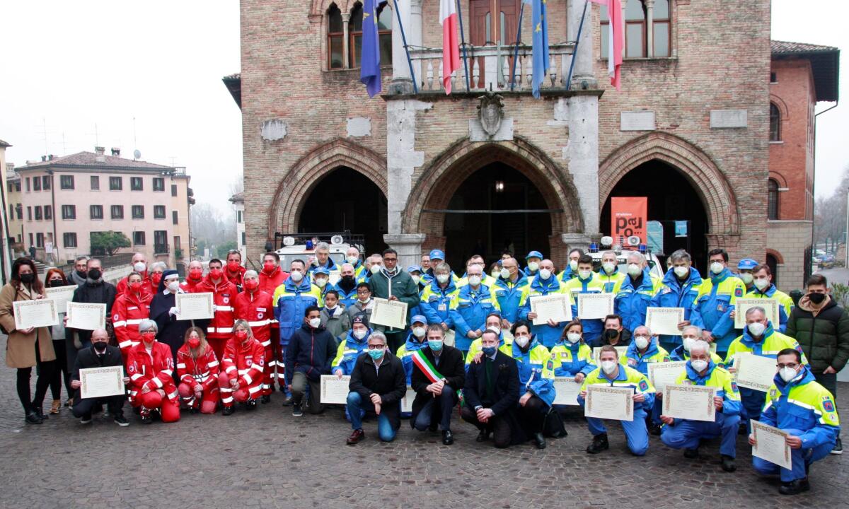 Pordenone, attestati ai volontari impegnati nell’emergenza Covid - 