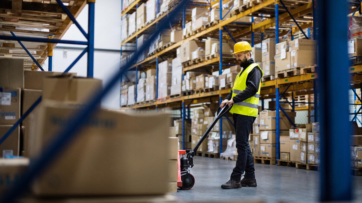 I lavoratori stanno collassando economicamente svegliate il Sindacato - 