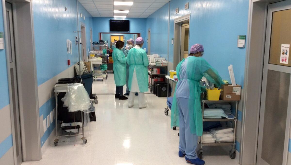 Infermieri 'no vax' guariti dal Covid non possono tornare al lavoro - 