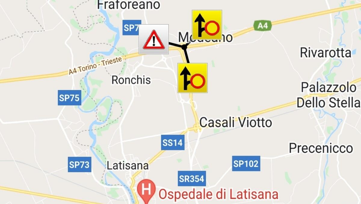 A4, mezzo incendiato e svincolo chiuso a Latisana - 