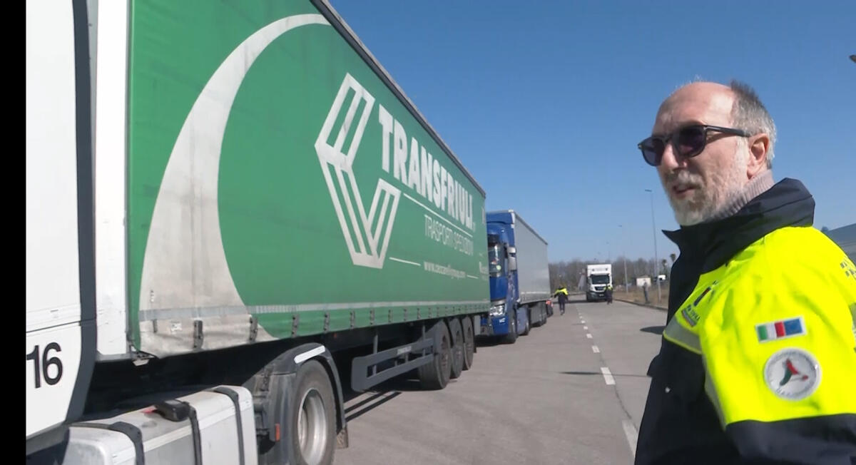 Protezione civile, da Palmanova 4 camion con medicinali e farmaci per sostegno ai profughi - 