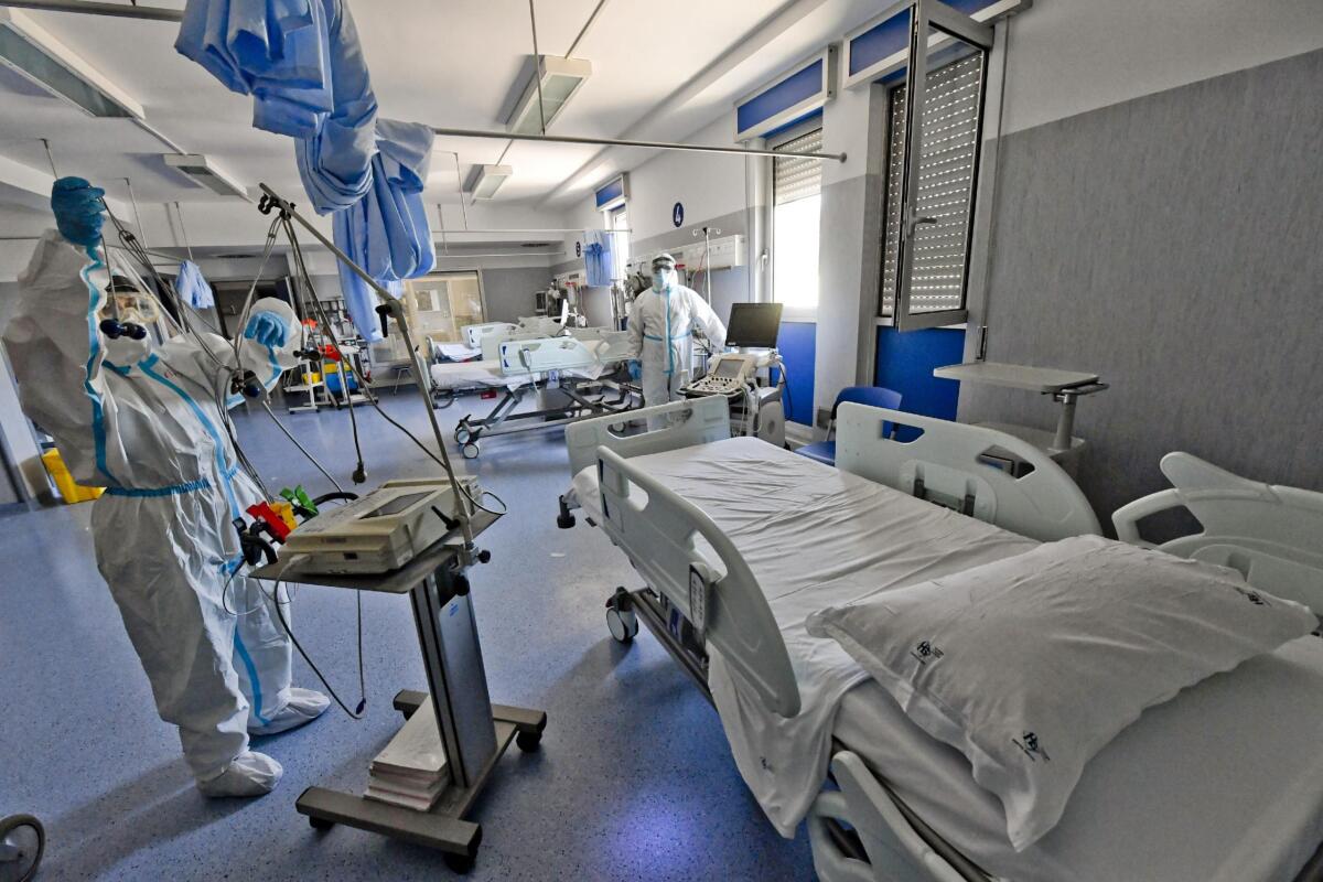 Covid, in Fvg 803 nuovi casi, 5 persone in intensiva e 4 decessi - 