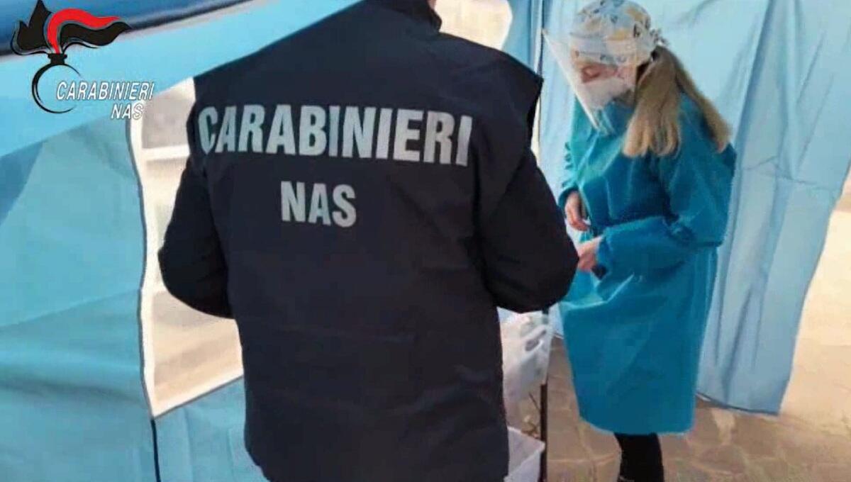 285 false vaccinazioni a 300 euro l'una: arrestato medico e 5 complici - 