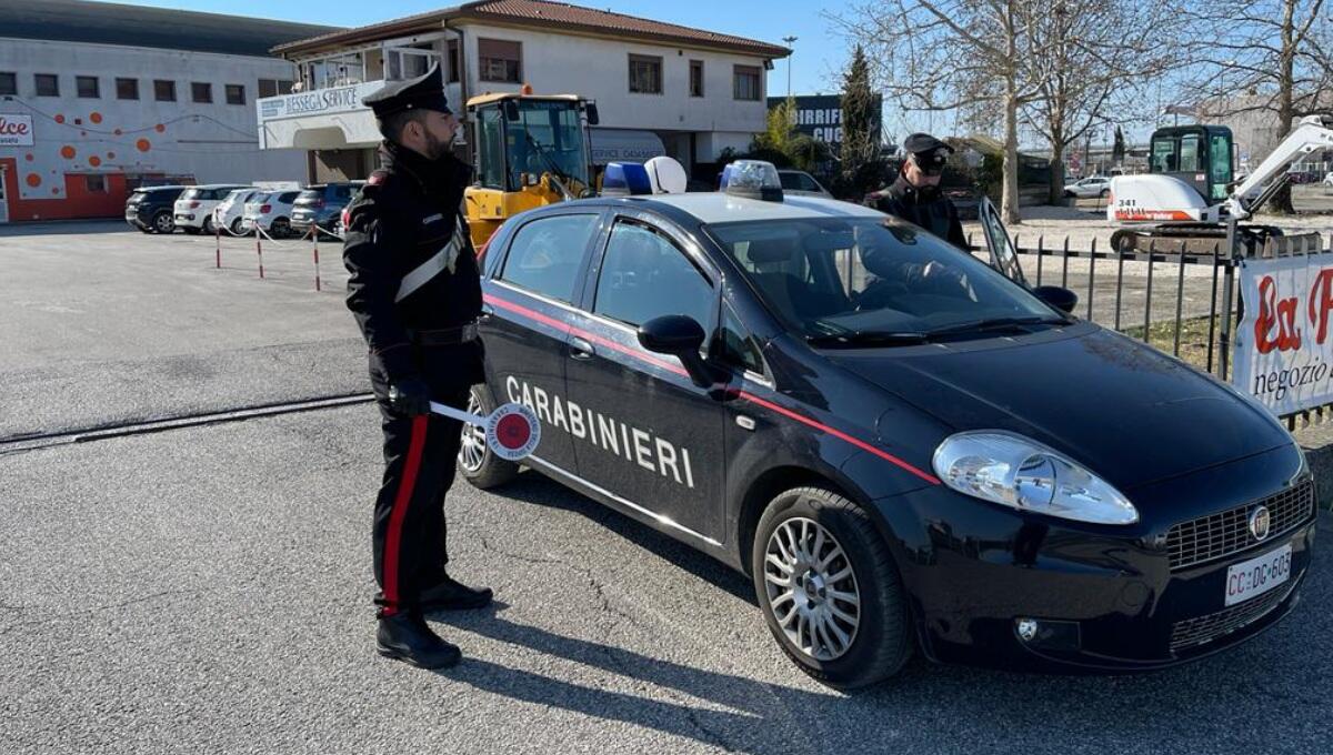 Tenta il furto in un'azienda di Fiume Veneto: denunciato 27enne rumeno - 