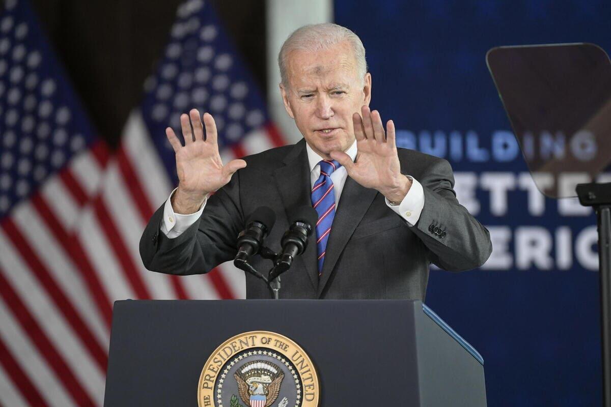 Biden in volo verso Bruxelles, annuncerà nuove sanzioni su politici russi - 