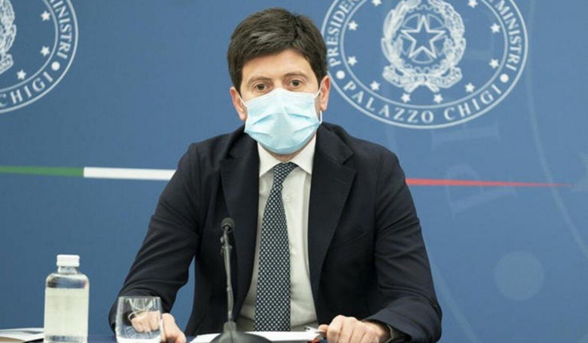 Covid, tutta Italia in zona bianca da domani -